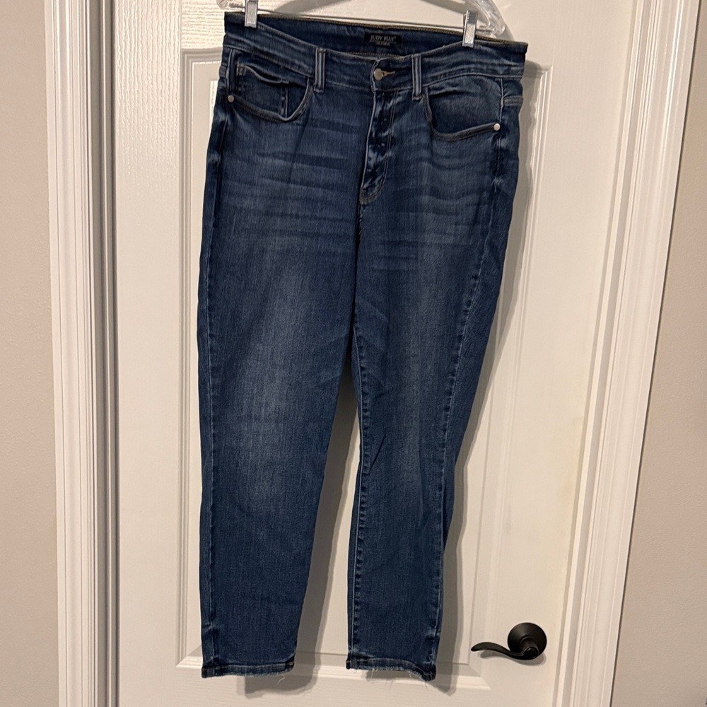 Judy Blue Indigo Slim Crop Ankle Jeans
